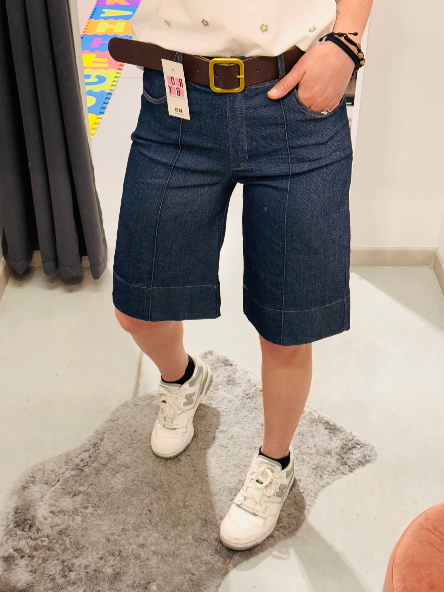 BERMUDA JEANS SCURO