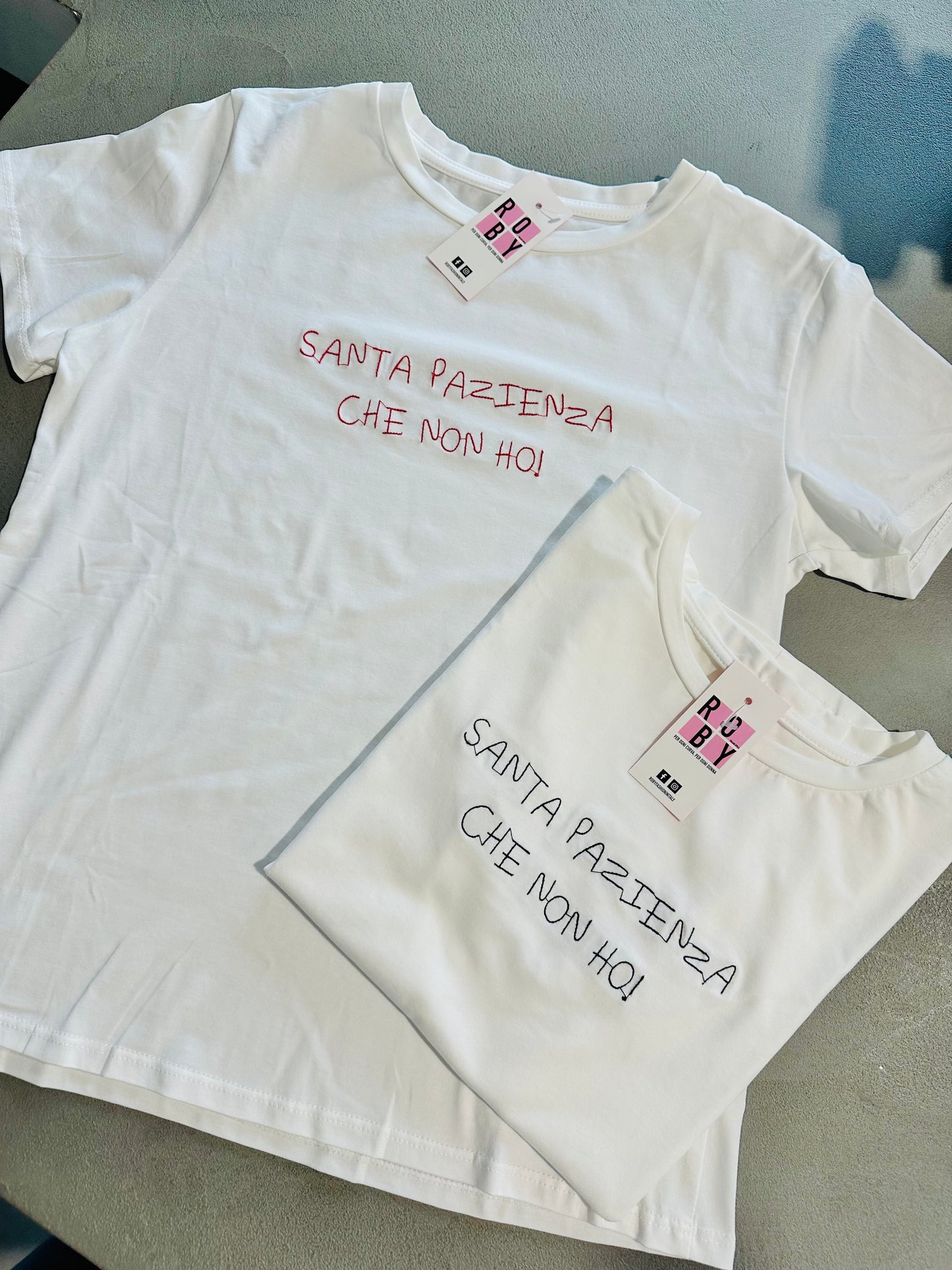 T-SHIRT SCRITTA