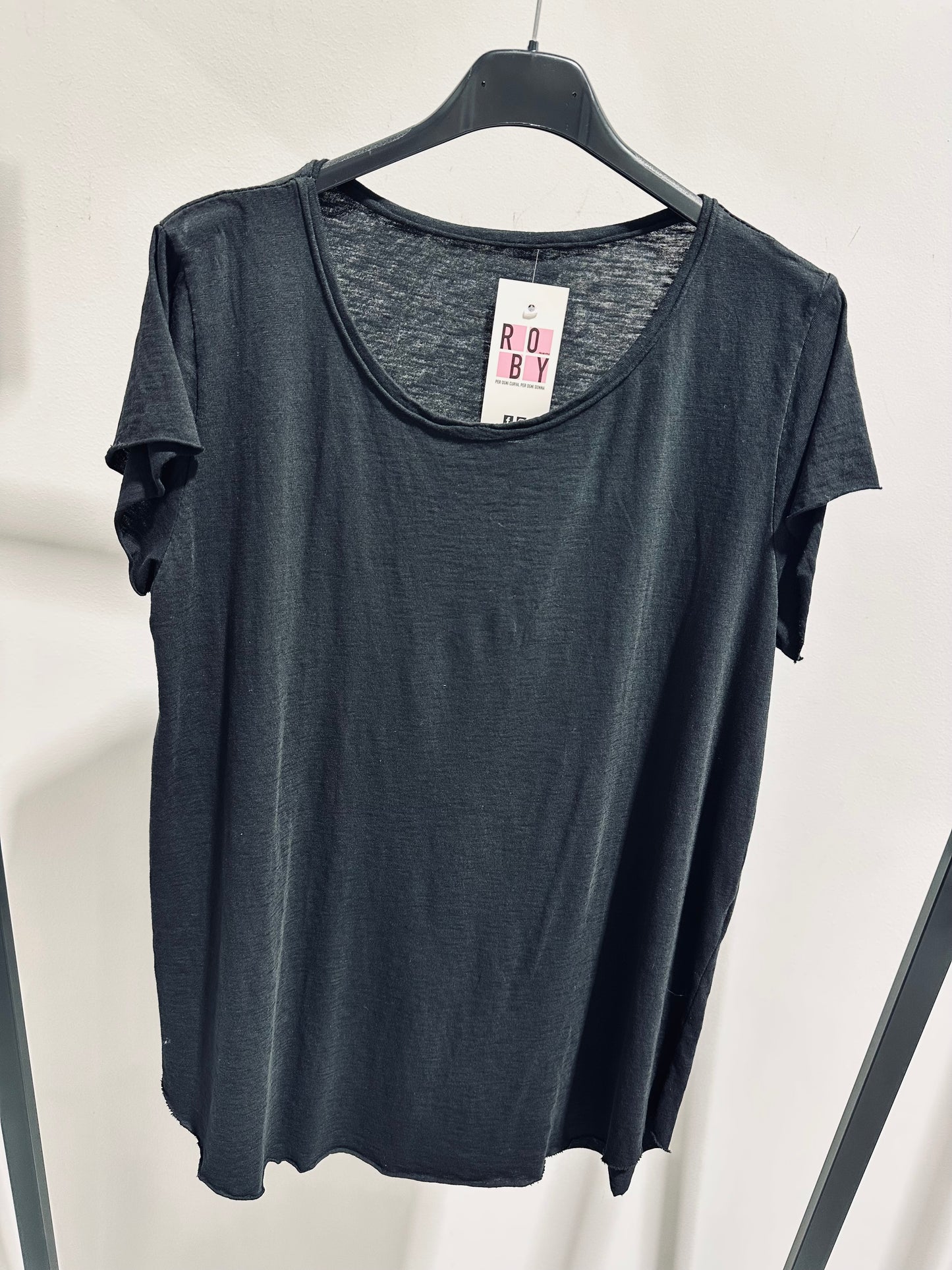 T-SHIRT BASIC TAGLIO VIVO