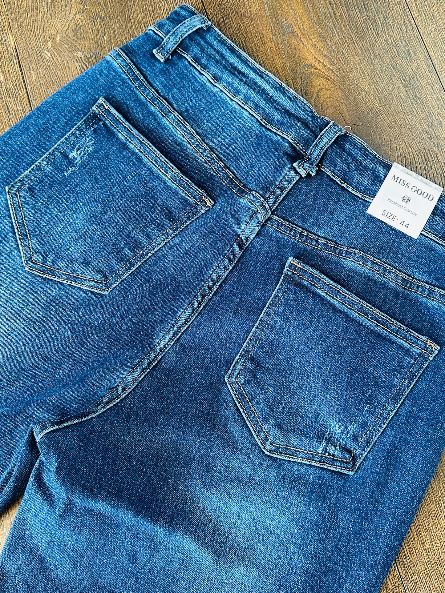 JEANS MOM FIT GRAFFIATI MISSGOOD