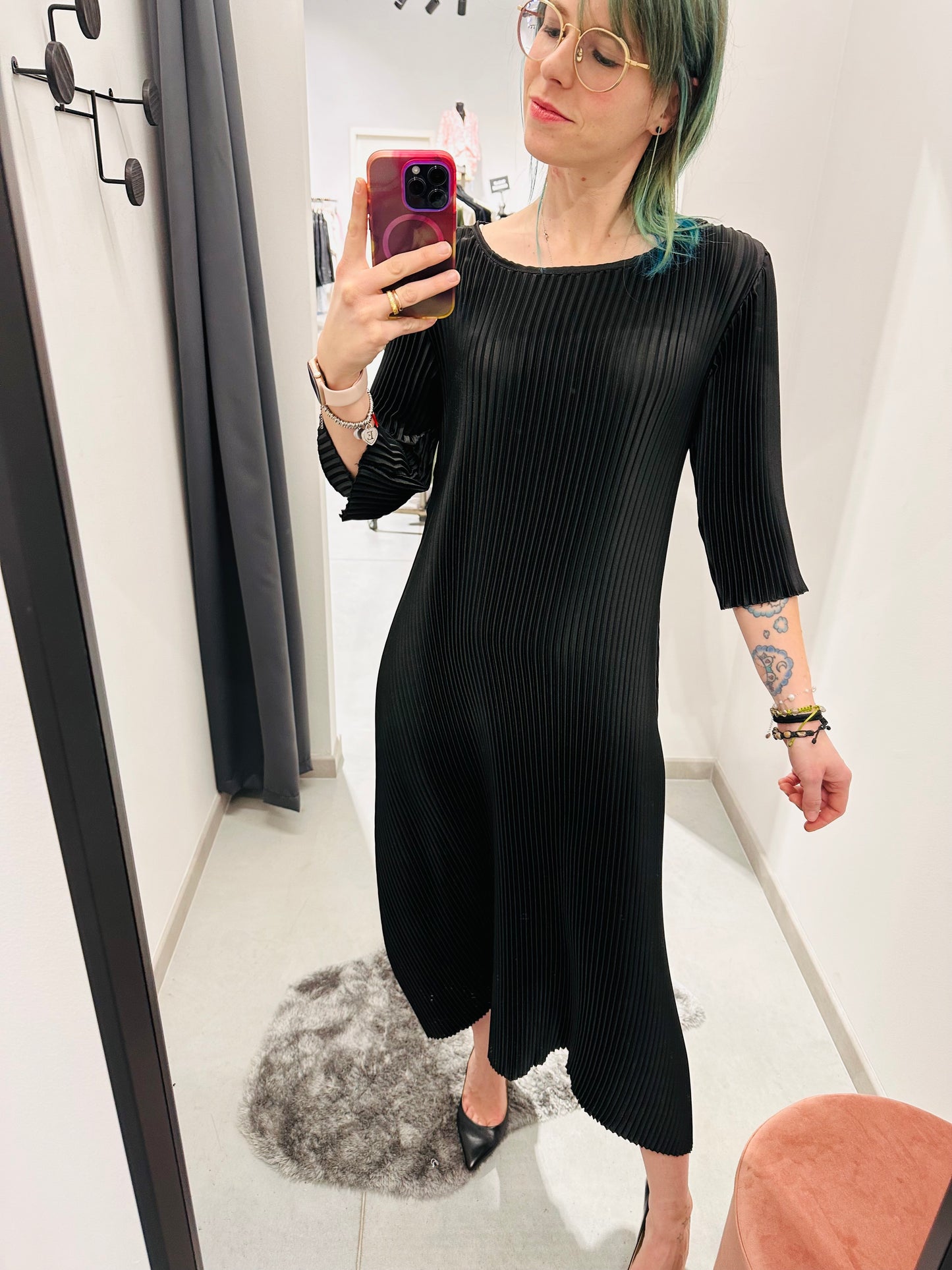 ABITO OVERSIZE PLISSÈ