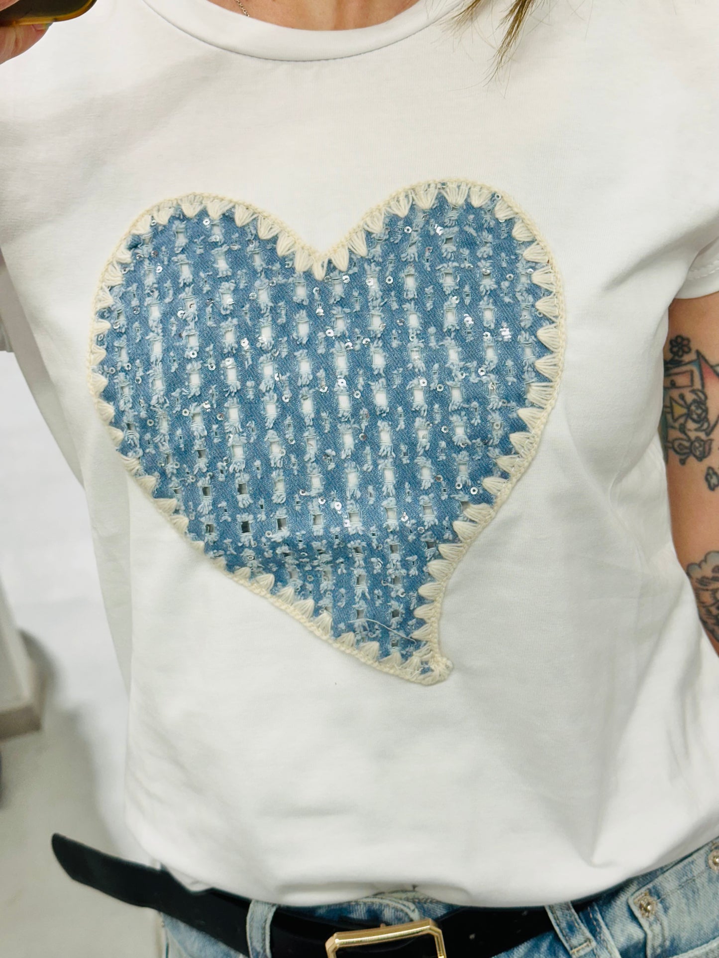 T- SHIRT ELLY CUORE PAILLETTES