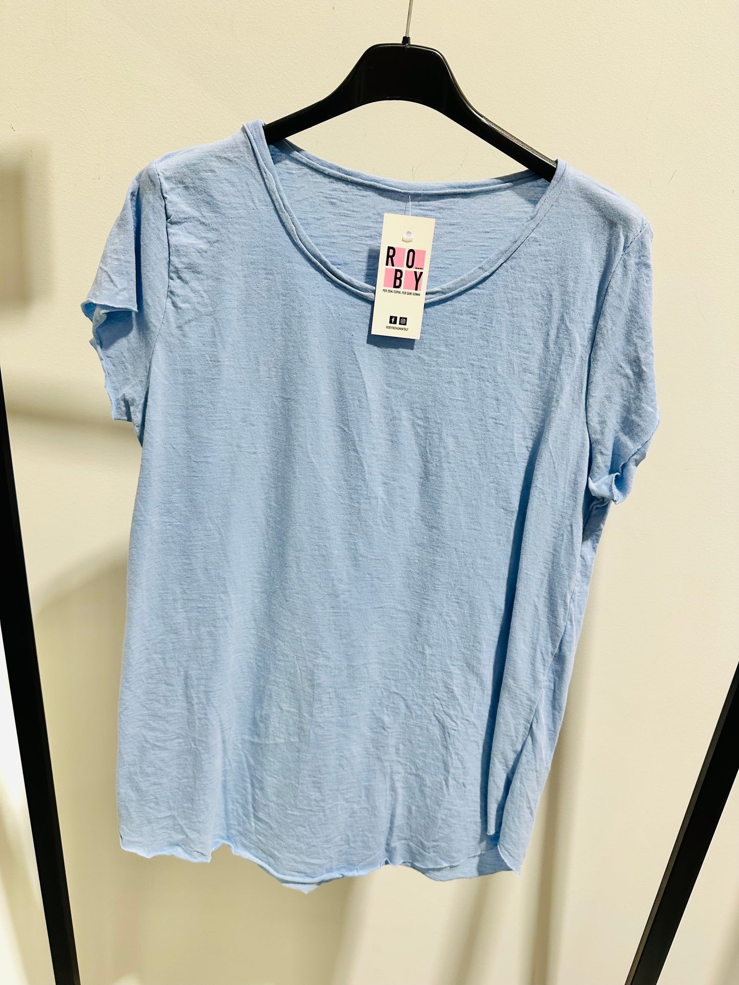 T-SHIRT BASIC TAGLIO VIVO