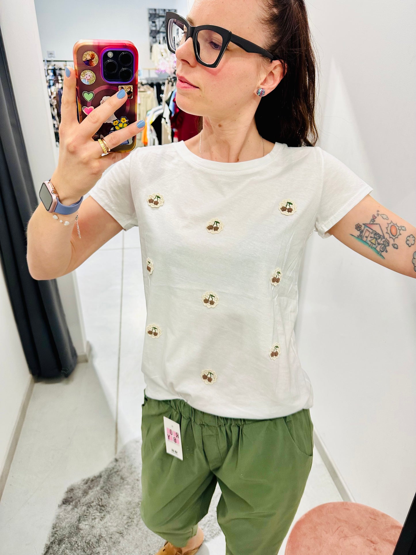 T-SHIRT CILIEGIE RICAMATE