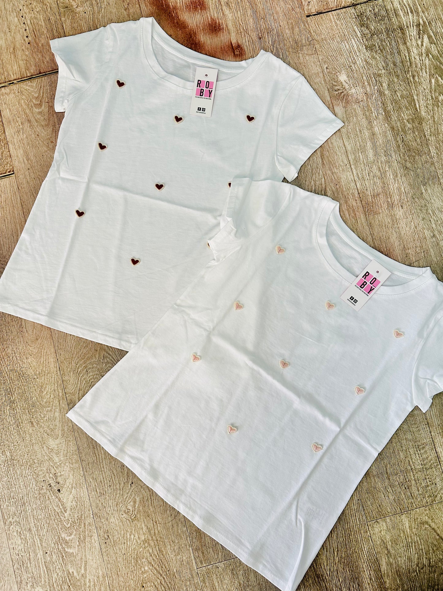 T-SHIRT CUORICINI RICAMATI