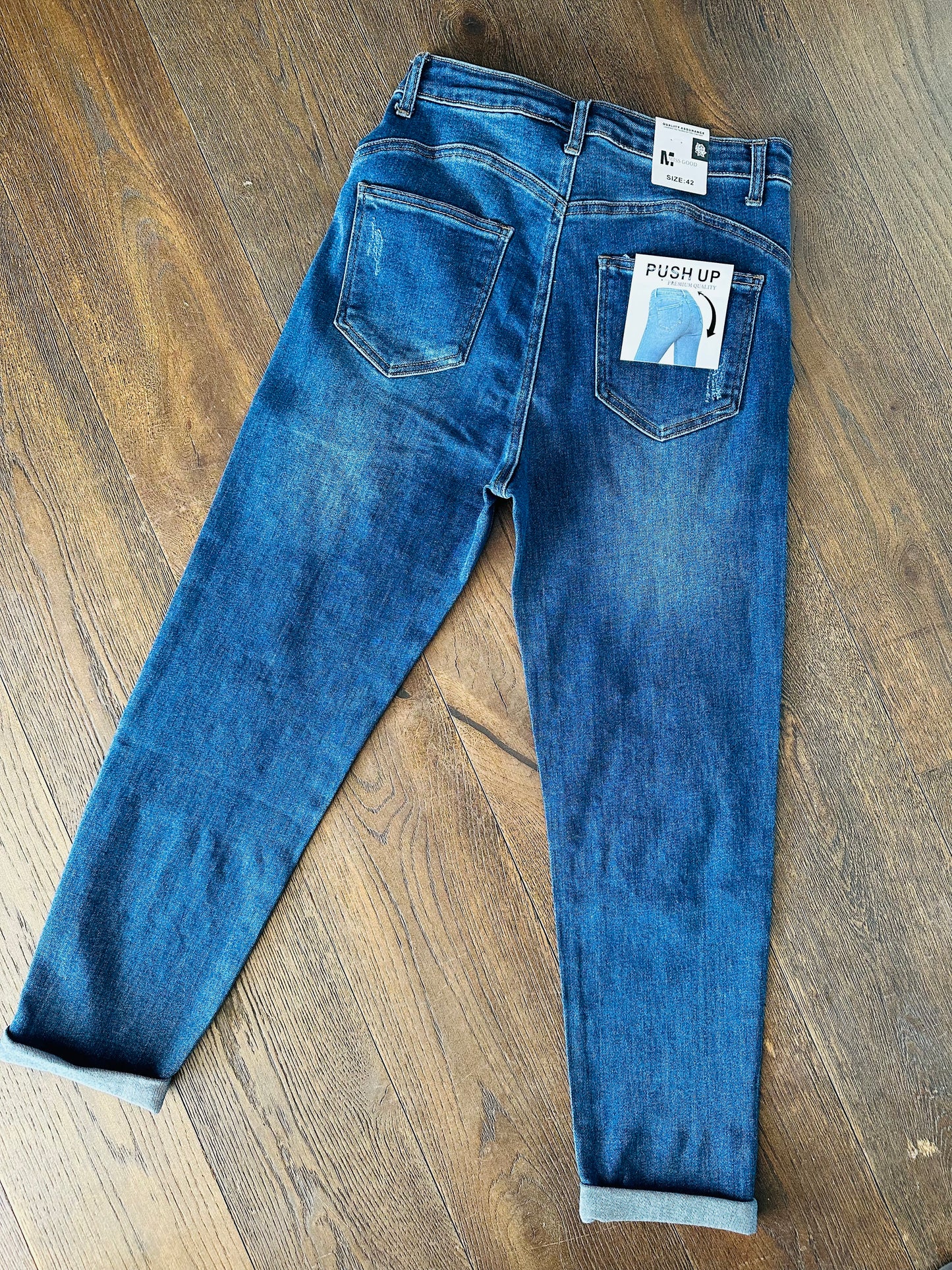 JEANS PERLINE CON ROTTURE MISSGOOD