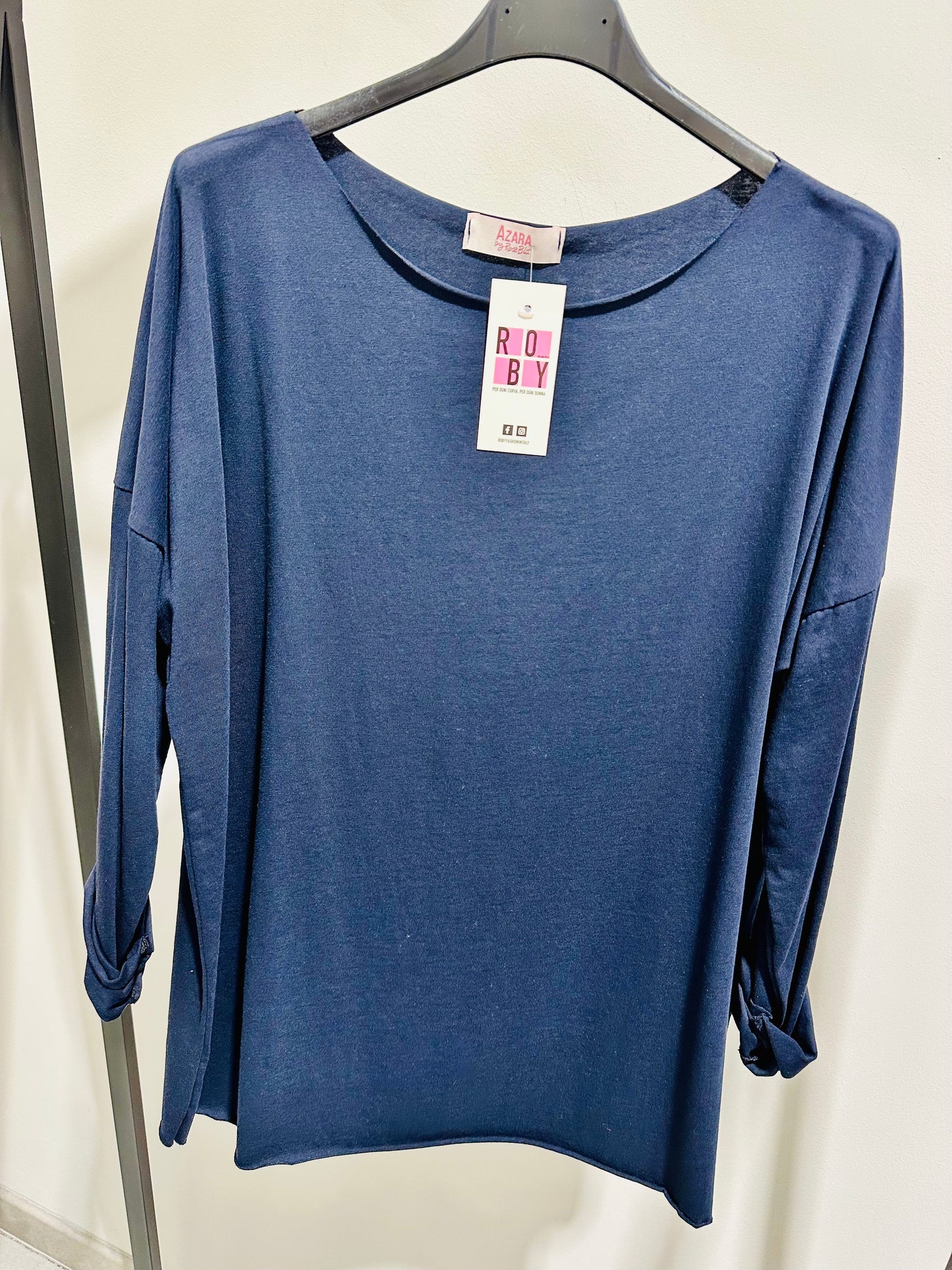 MAGLIETTA BASIC TAGLIO LASER CURVY