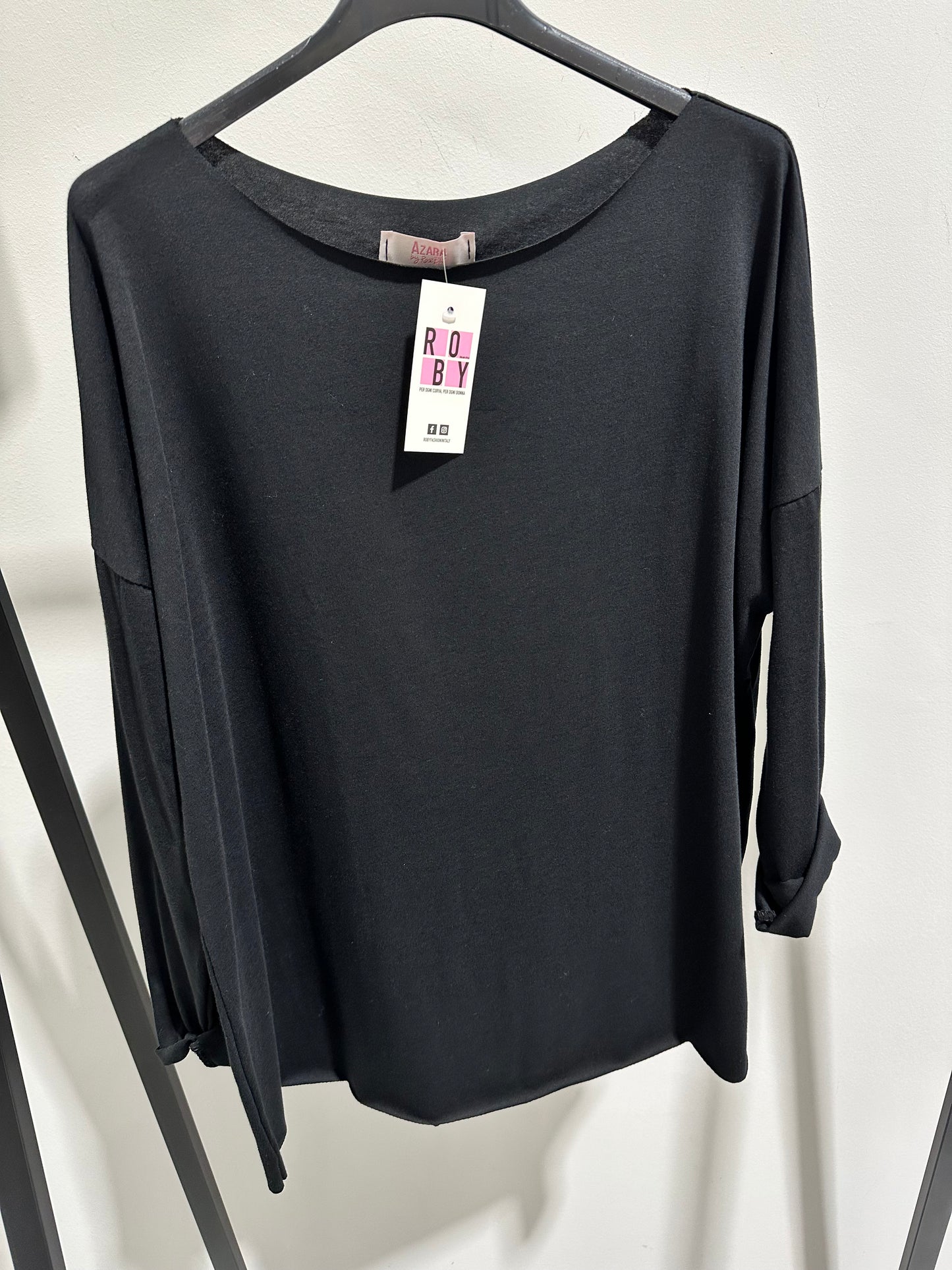 MAGLIETTA BASIC TAGLIO LASER CURVY