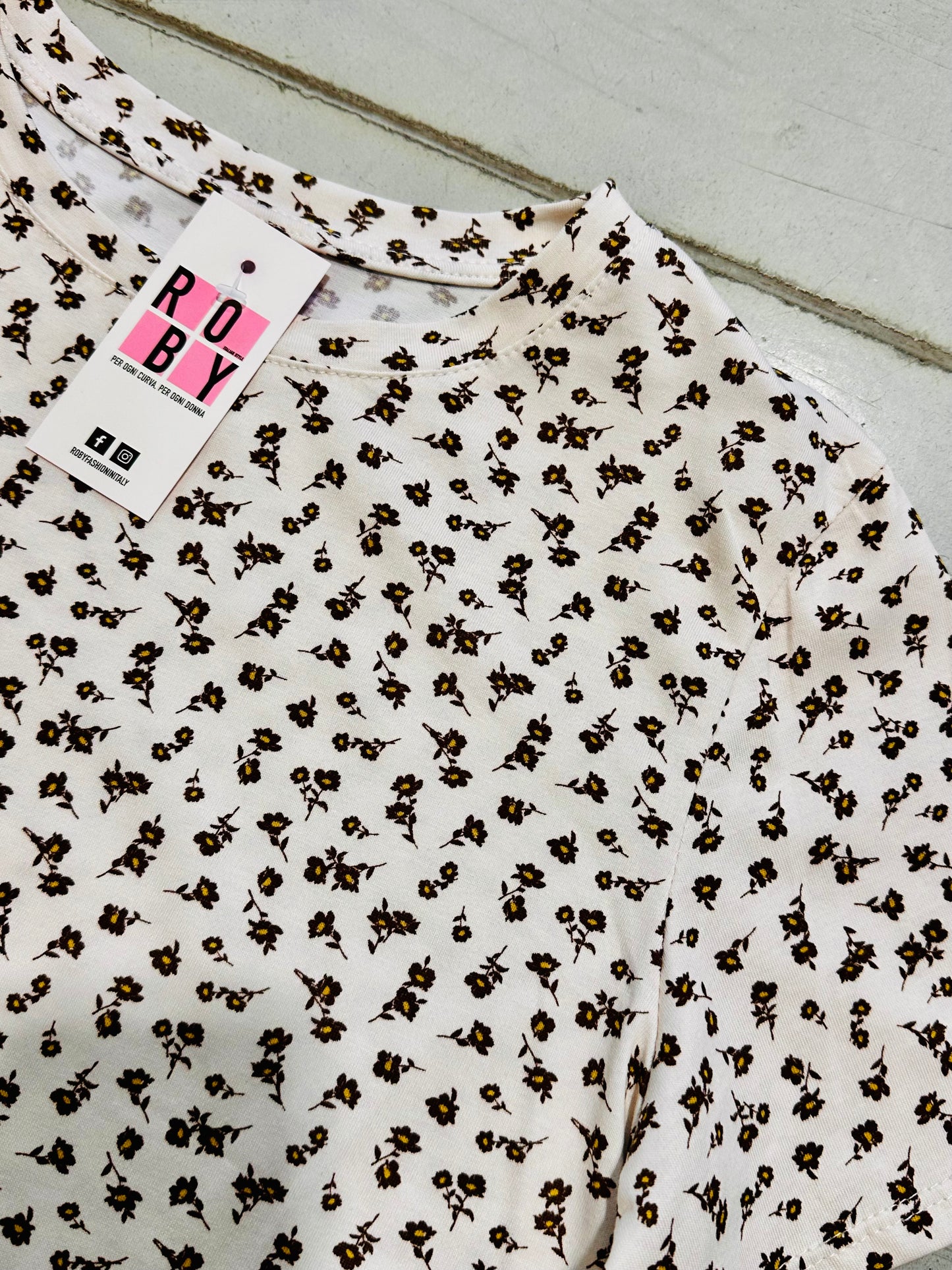 T-SHIRT FIORELLINI VIVI
