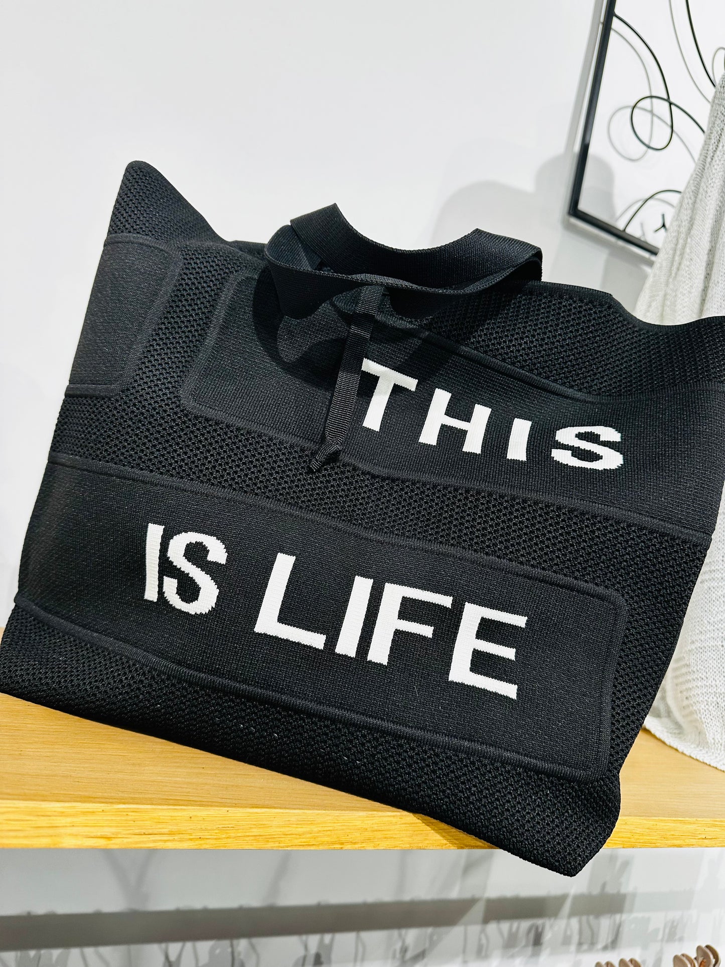 BORSA “THIS IS LIFE”