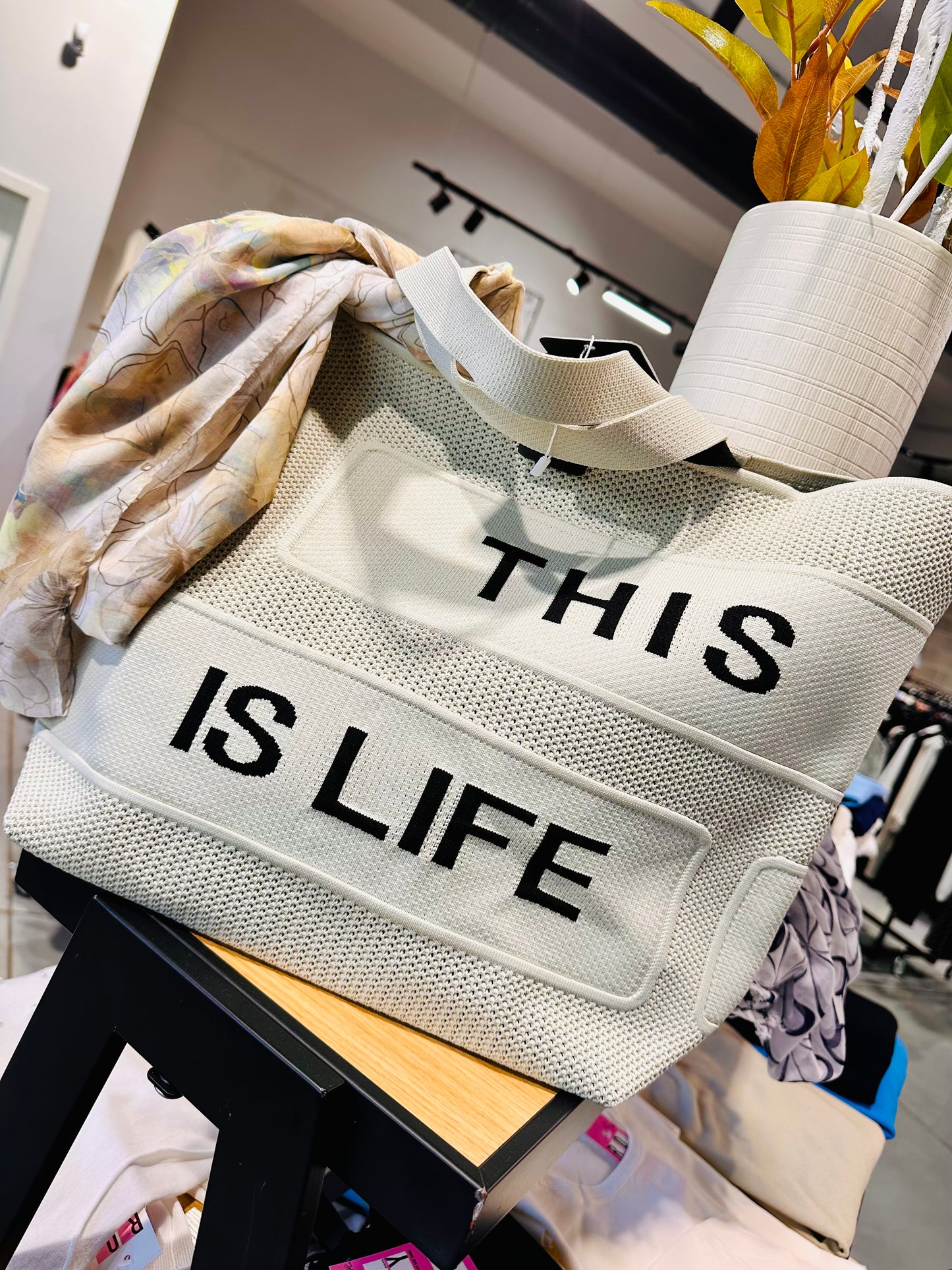 BORSA “THIS IS LIFE”
