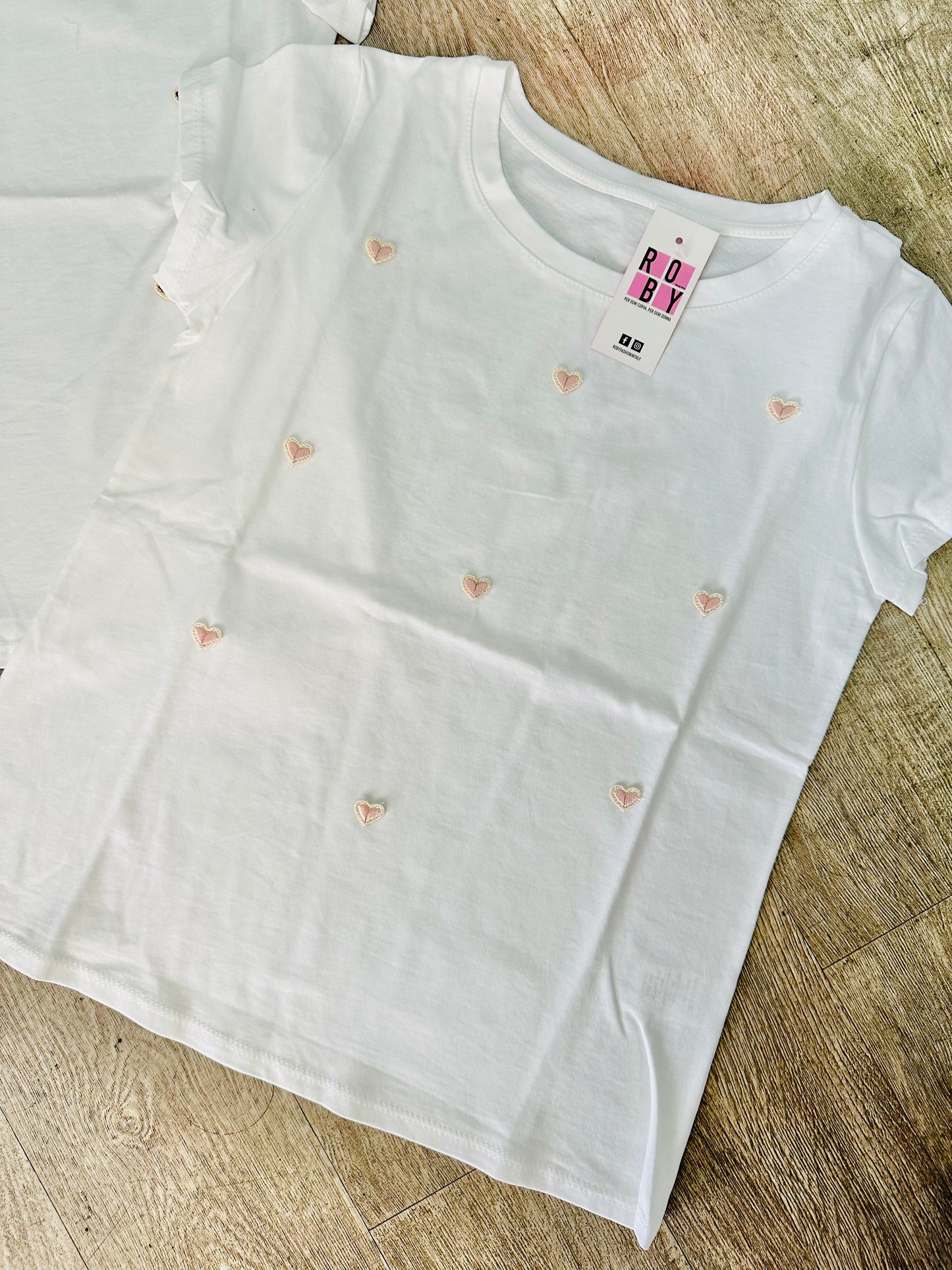 T-SHIRT CUORICINI RICAMATI