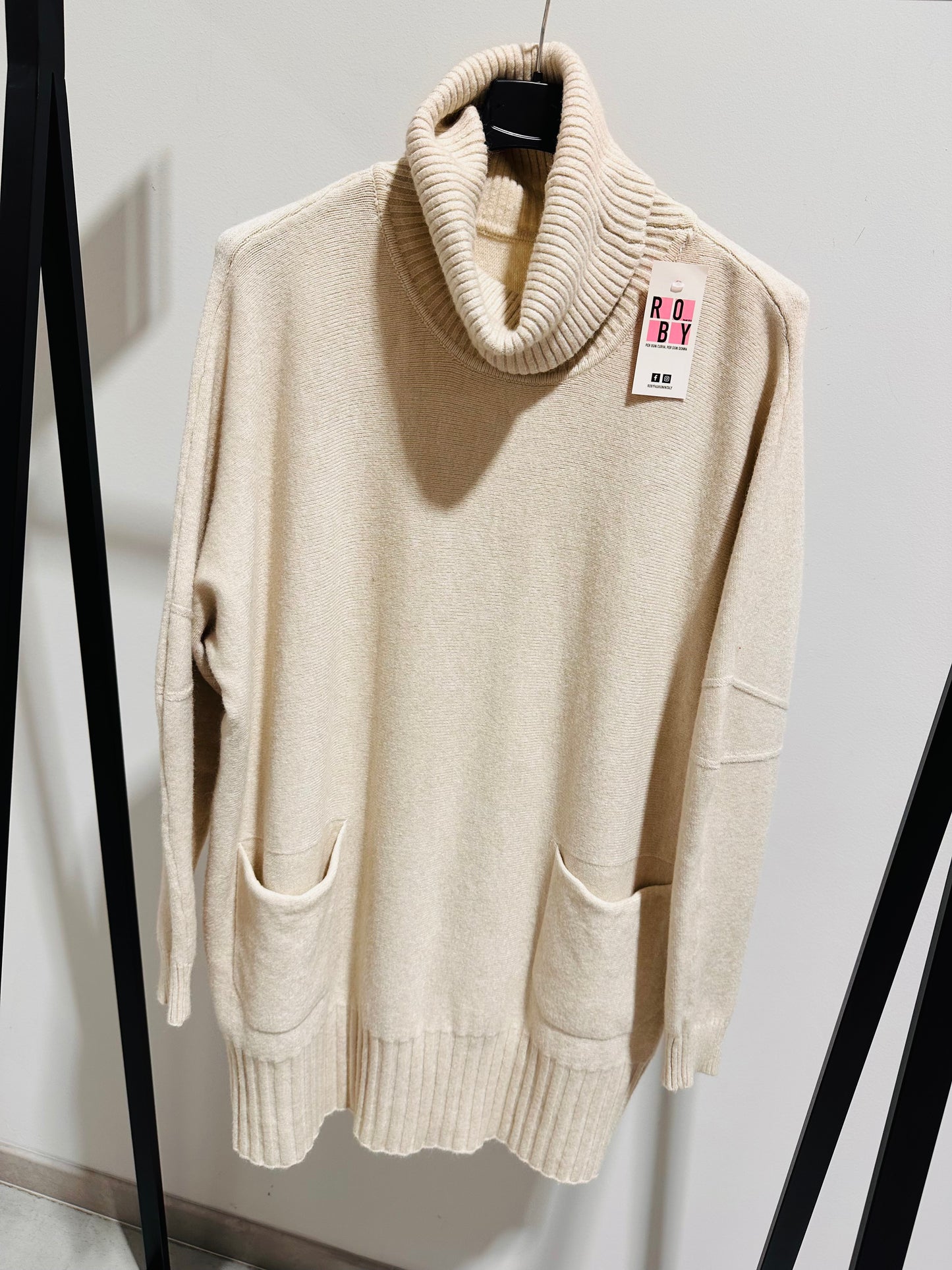 MAXI MAGLIONE DOLCEVITA CURVY