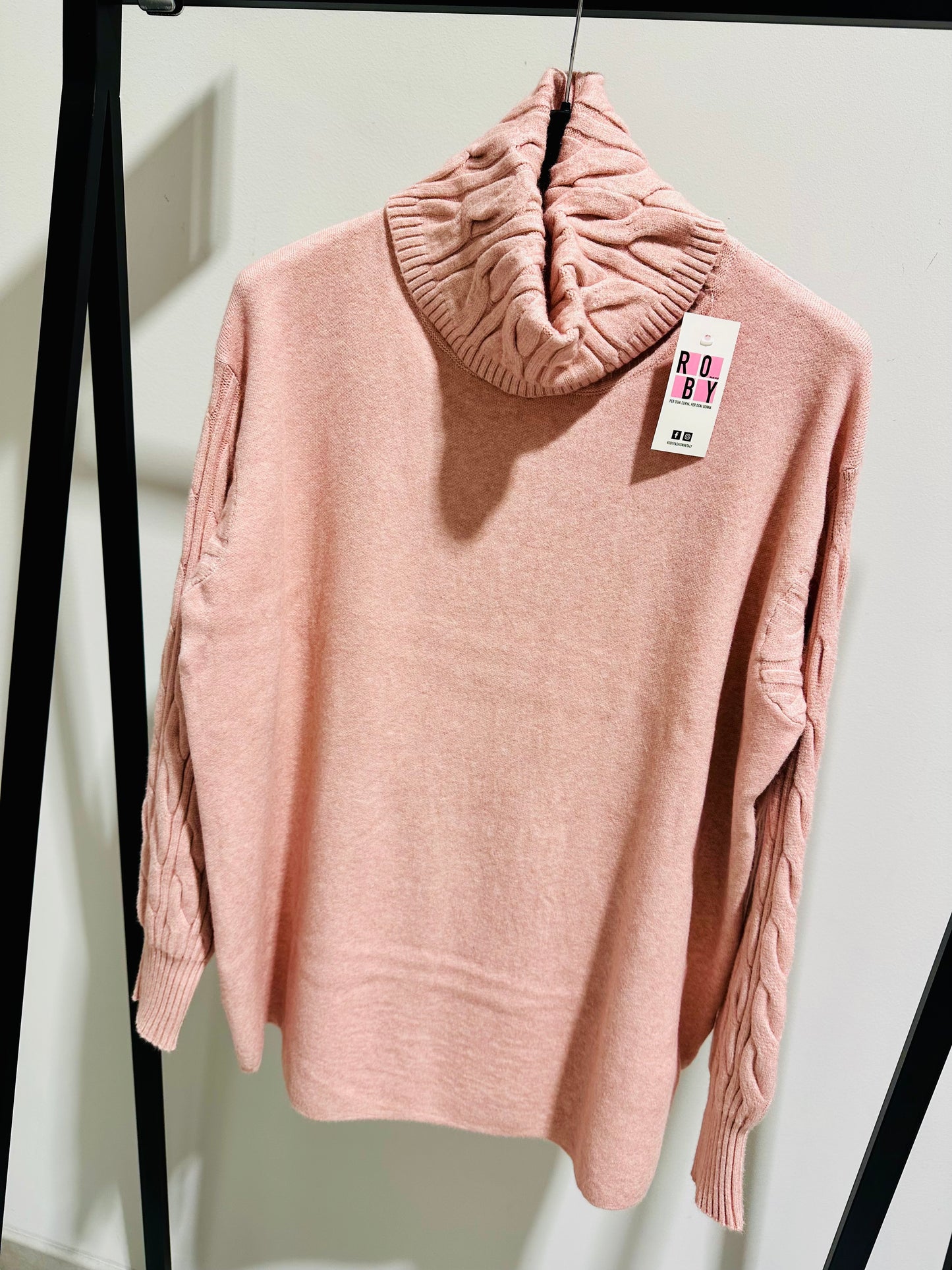 MAGLIONE COLLO/MANICHE LAVORATE CURVY