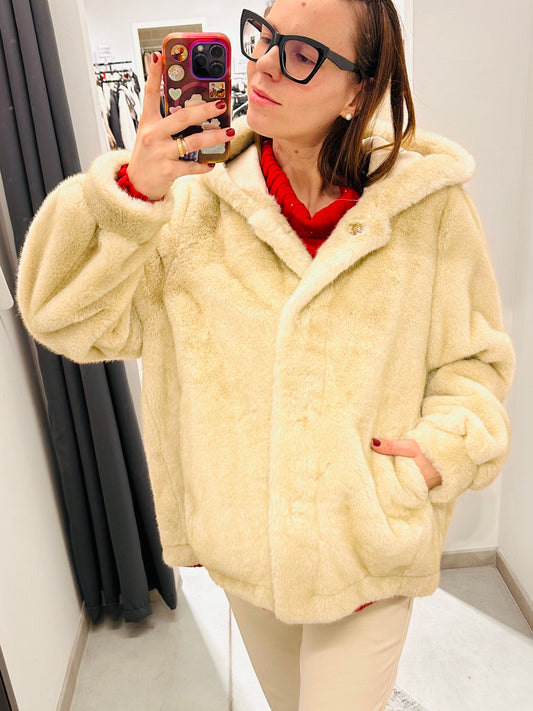 ECO PELLICCIA CAPPUCCIO CURVY