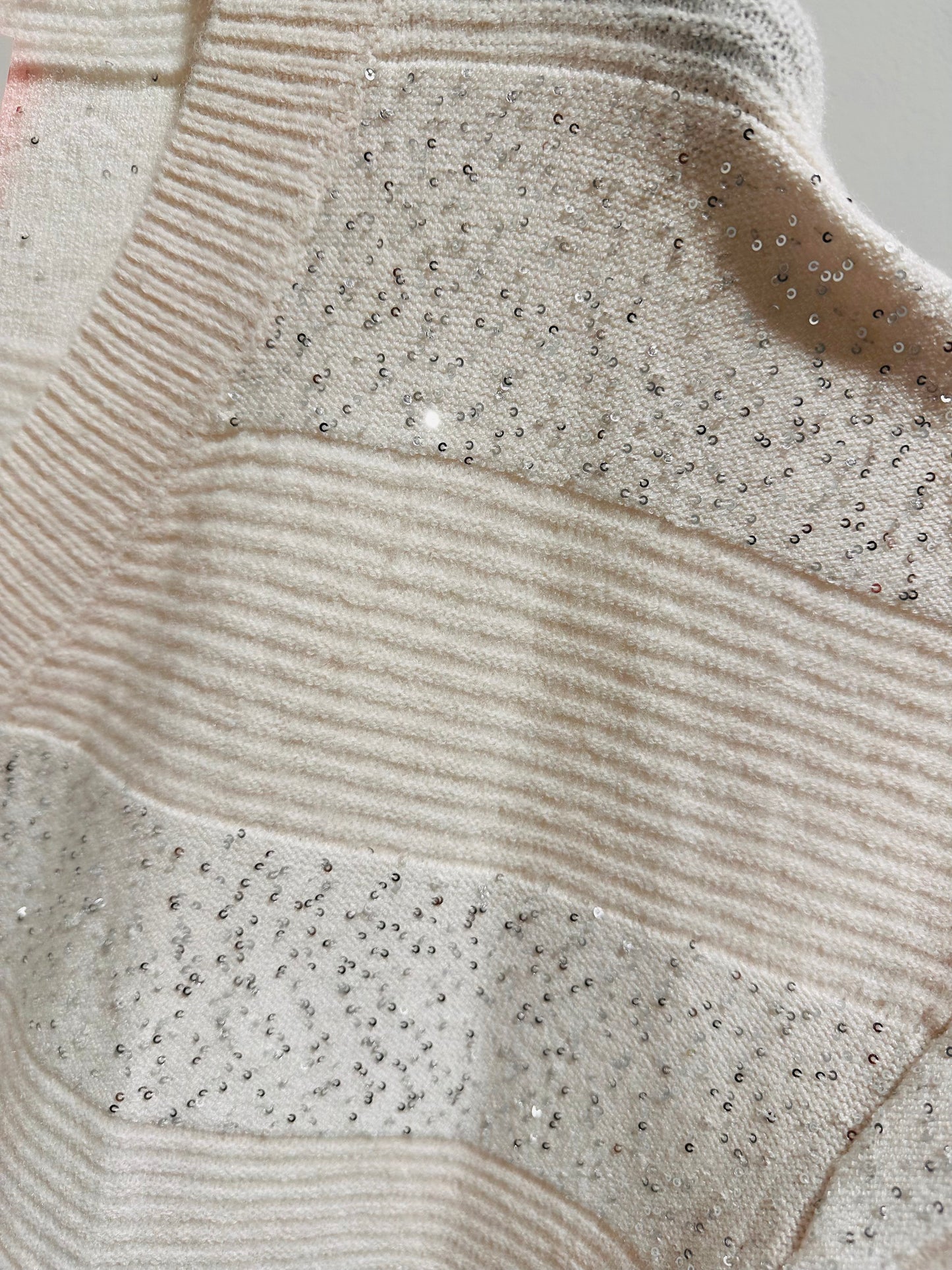 MAGLIONE SCOLLO V PAILLETTES