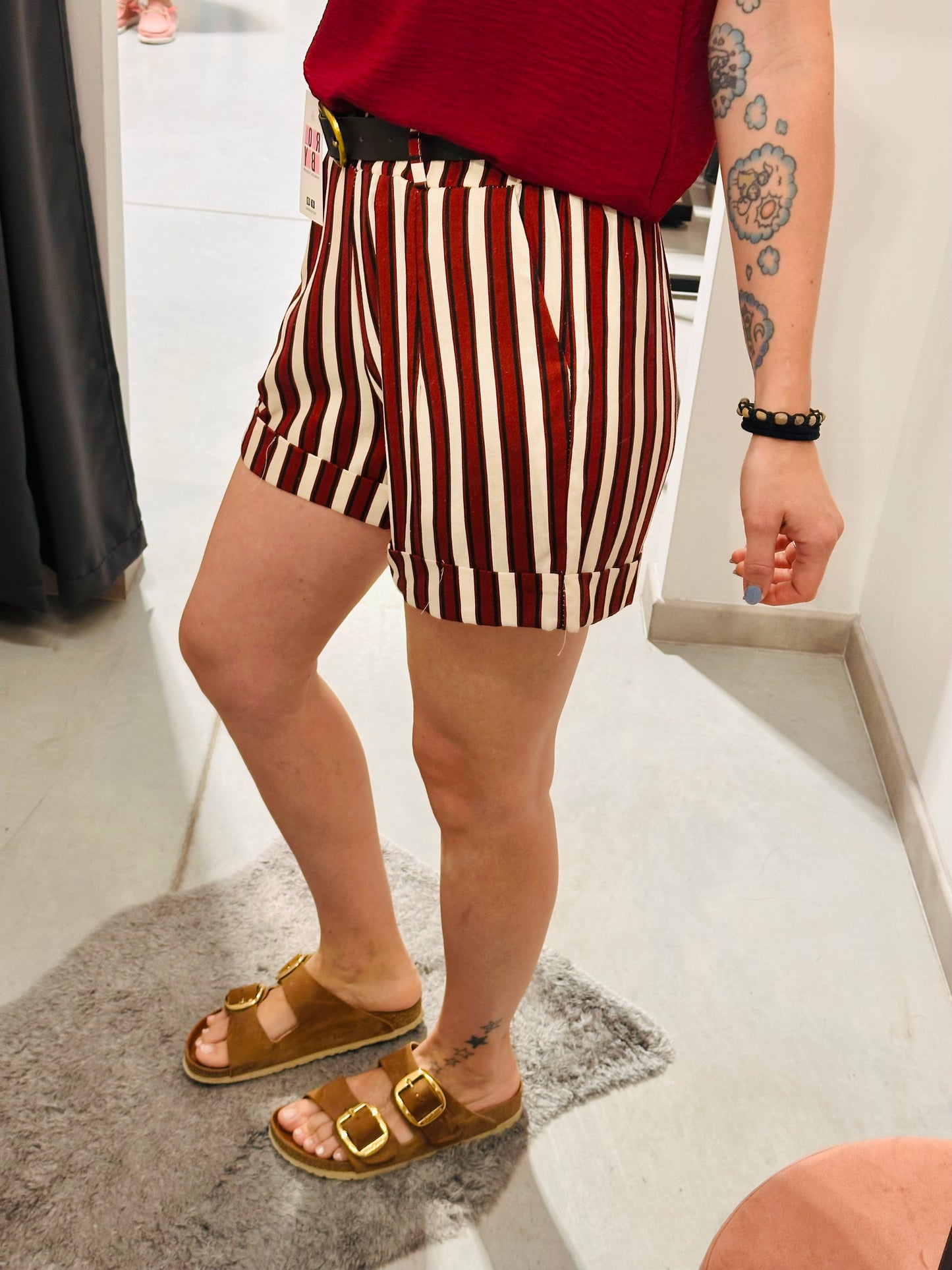 SHORTS RIGATI