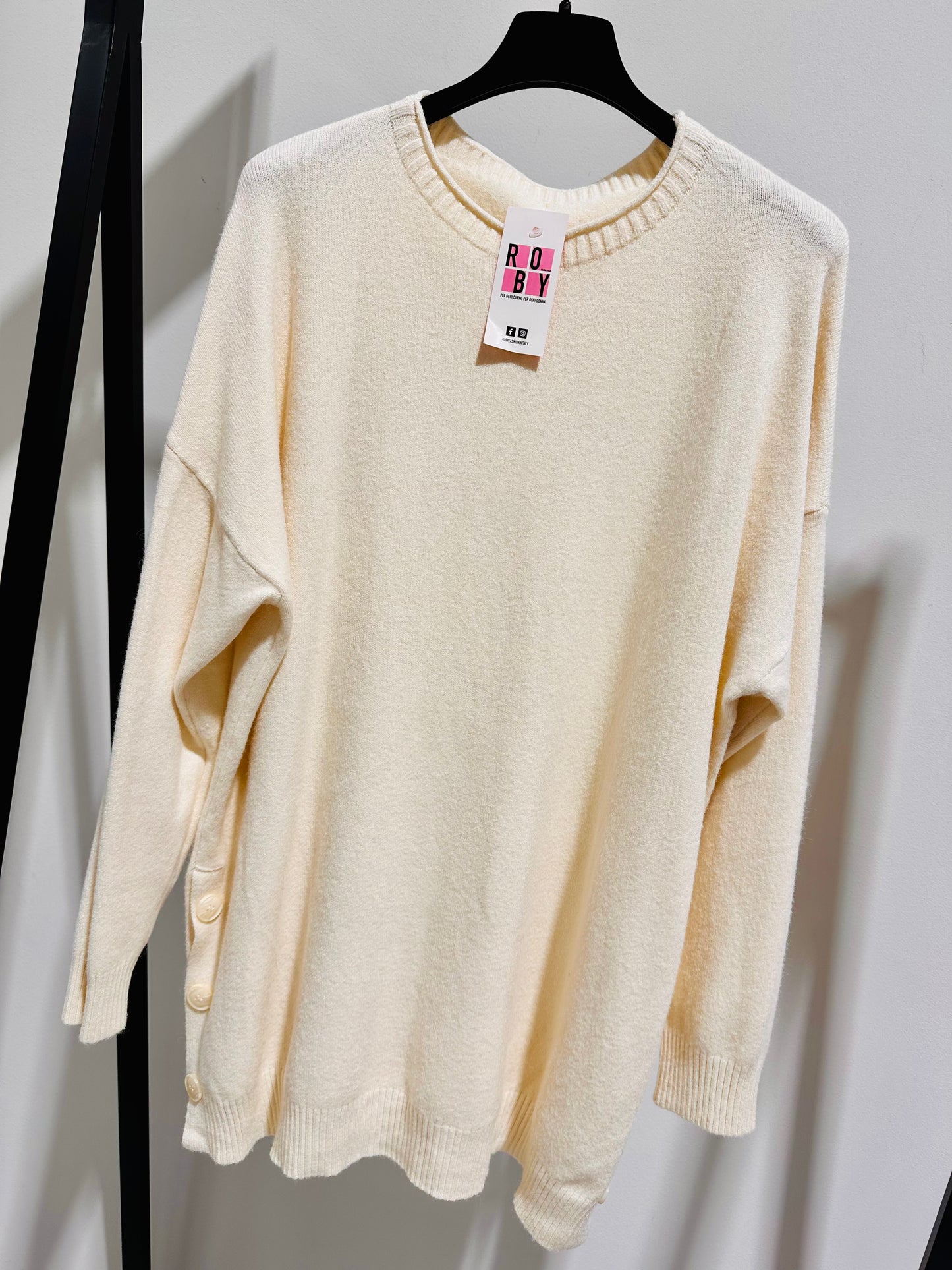 MAXI MAGLIONE BOTTONI LATERALI CURVY