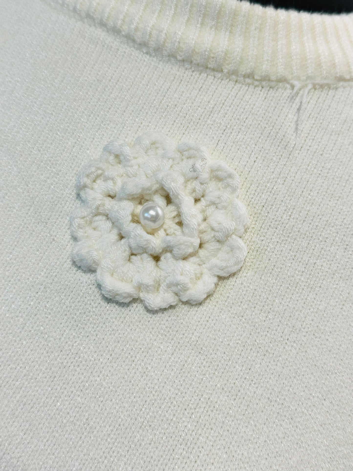 MAGLIONE FIORI RILIEVO