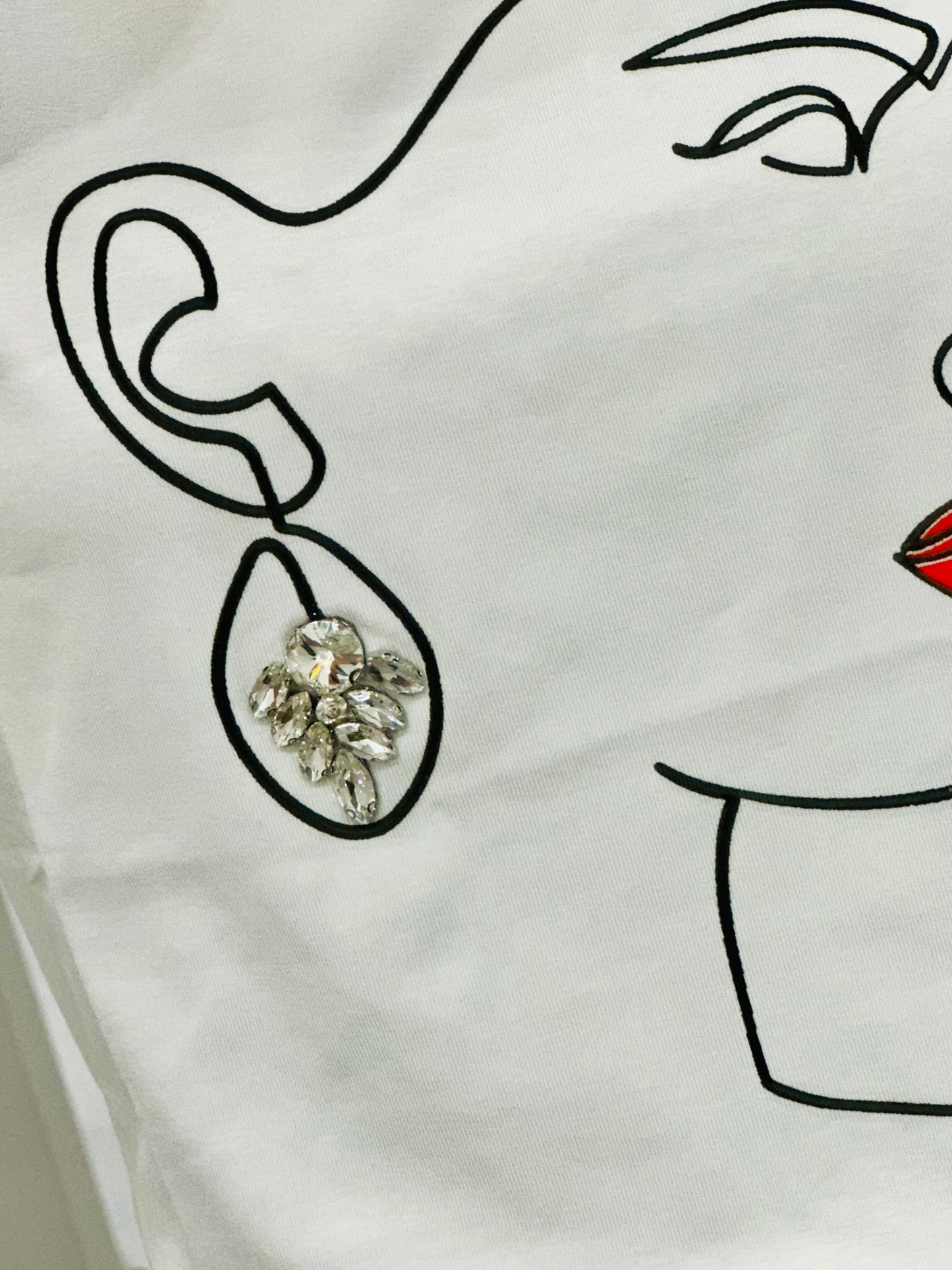 T-SHIRT DONNA ORECCHINO “Civico1”