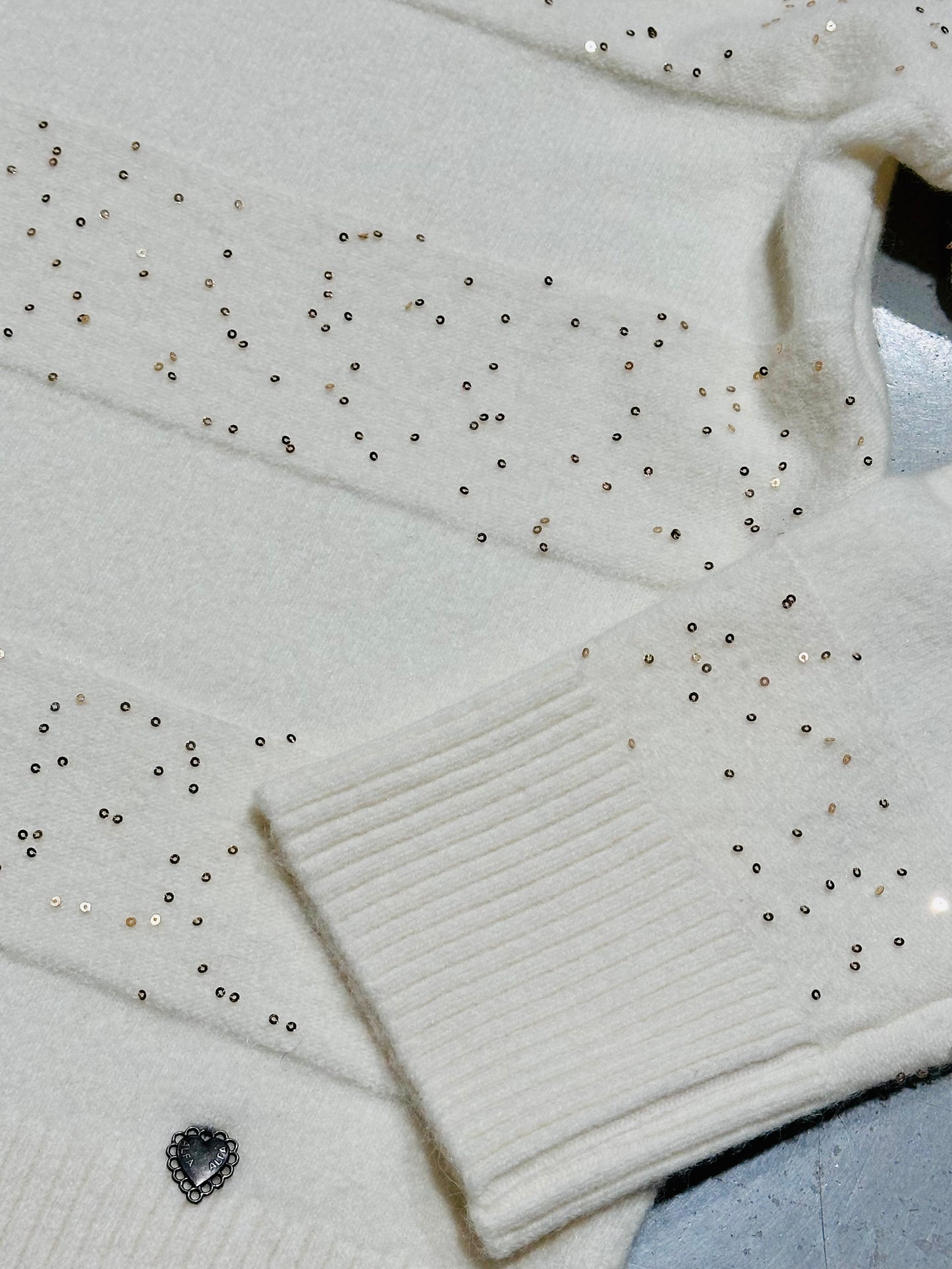 MAGLIONE OVER PAILLETTES