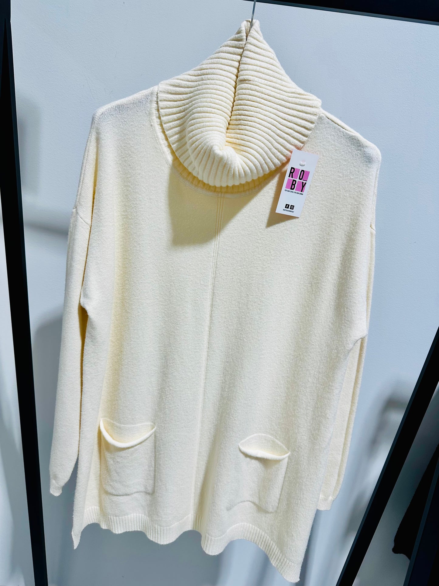 MAXI MAGLIONE COLLO CIAMBELLA CURVY