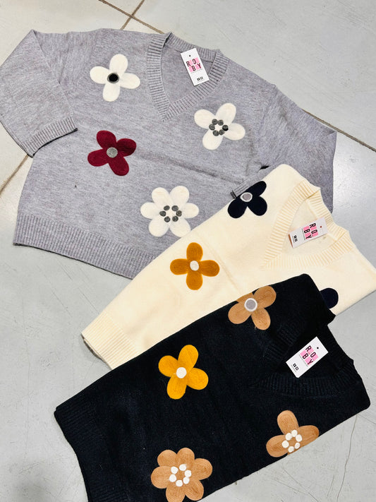 MAGLIONE V FIORI RICAMATI