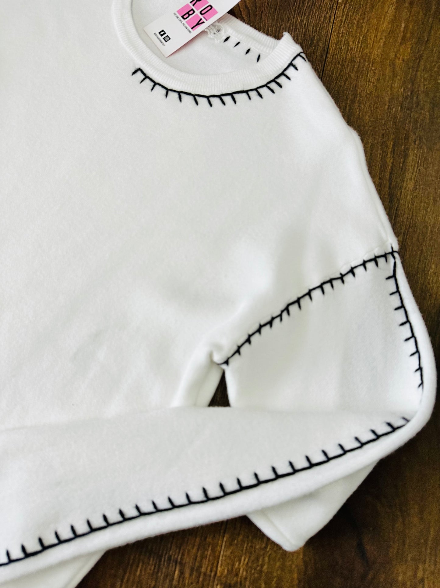 MAGLIONE CUCITURE RILIEVO