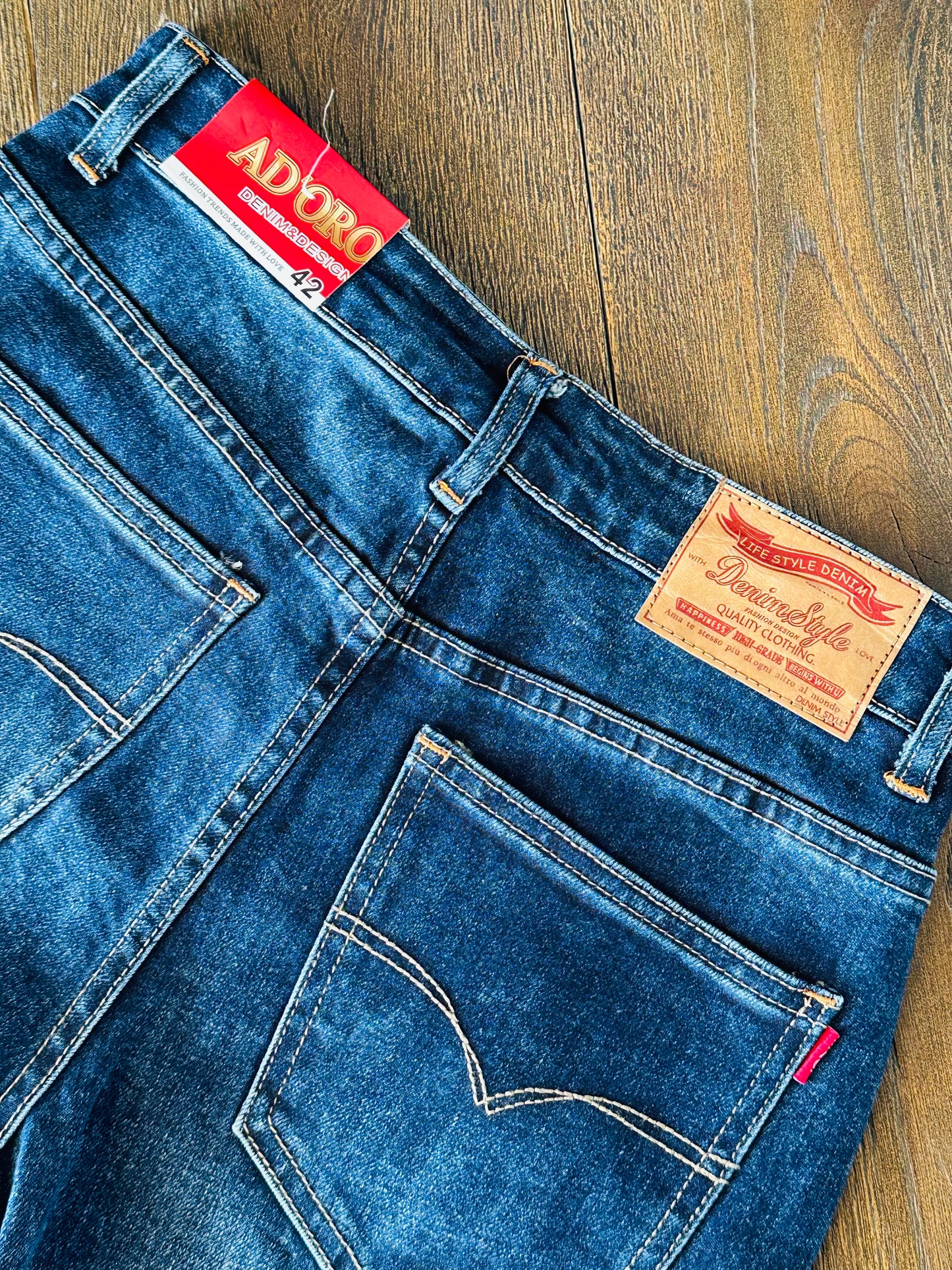 JEANS MOM FIT AD’ORO