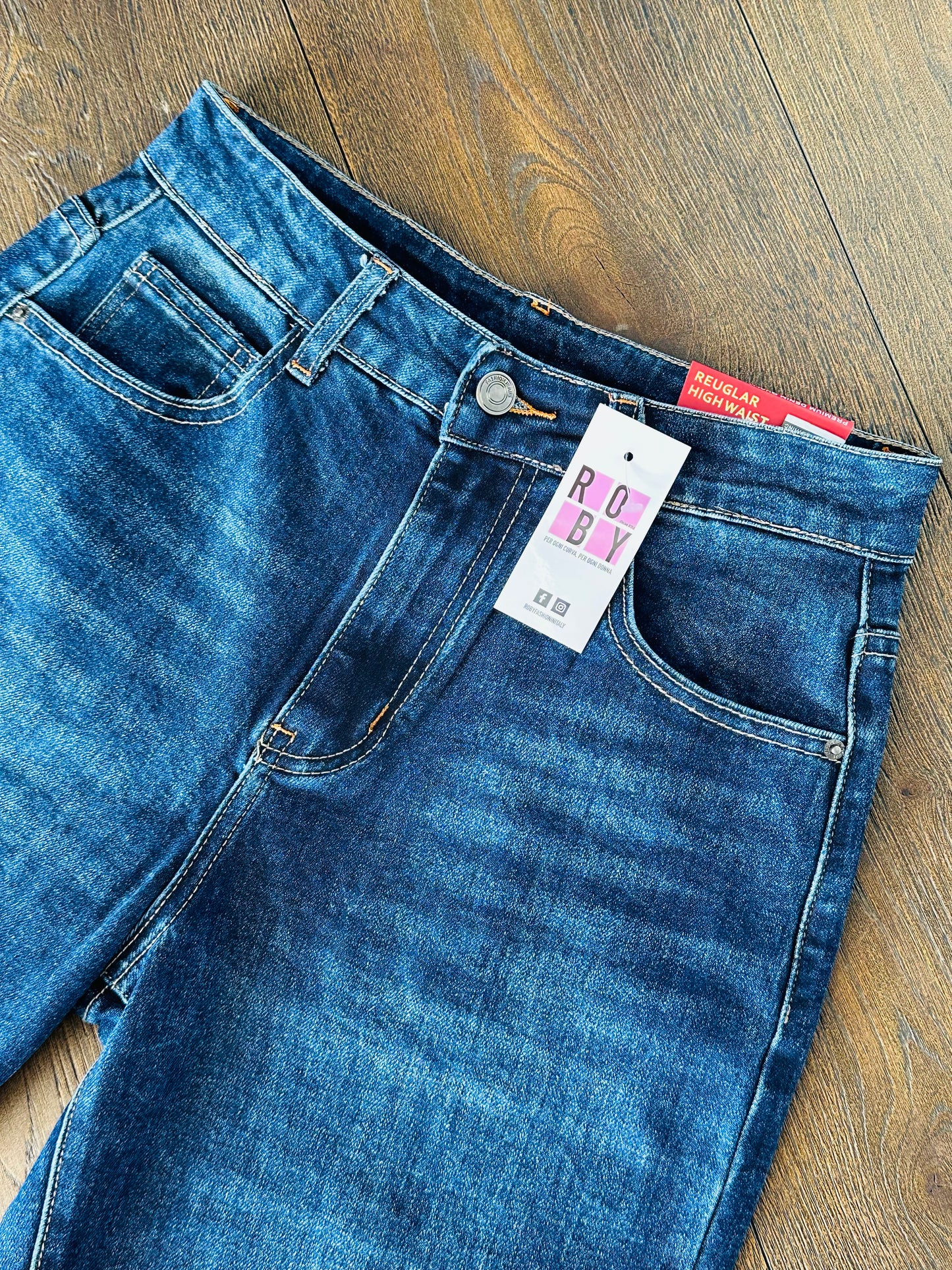 JEANS MOM FIT AD’ORO