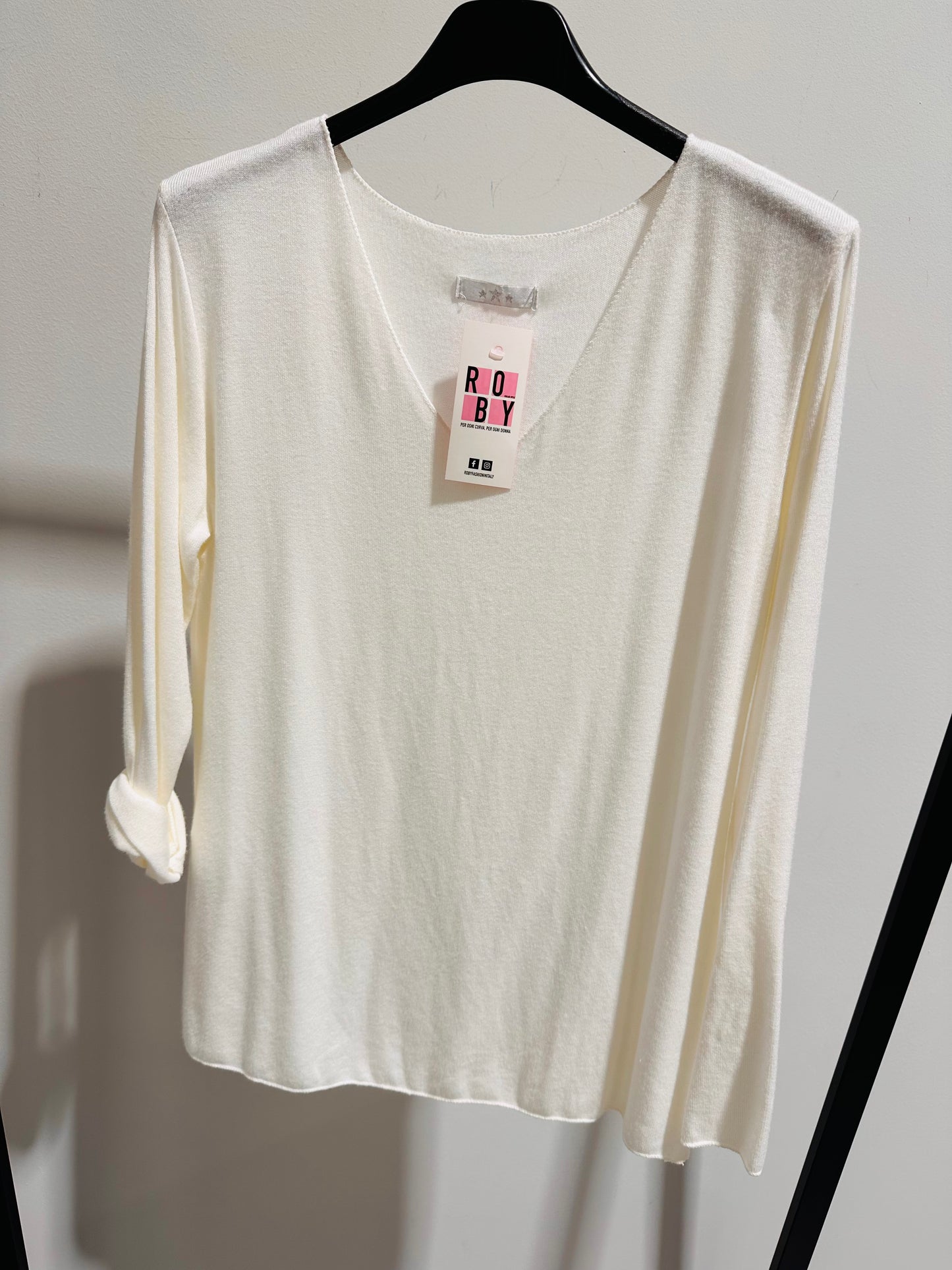 MAGLIETTA VISCOSA SCOLLO V